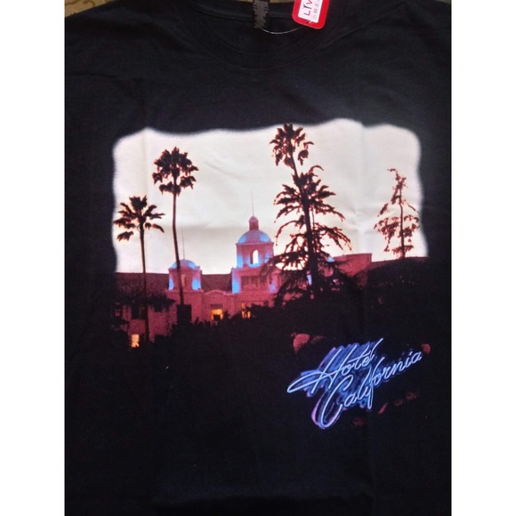 M&O Knits Other - EAGLES Hotel California T-shirt ~Never Worn~ XL‎
